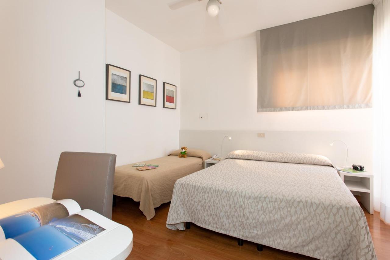 Hotel Telenia Lido di Jesolo Bagian luar foto