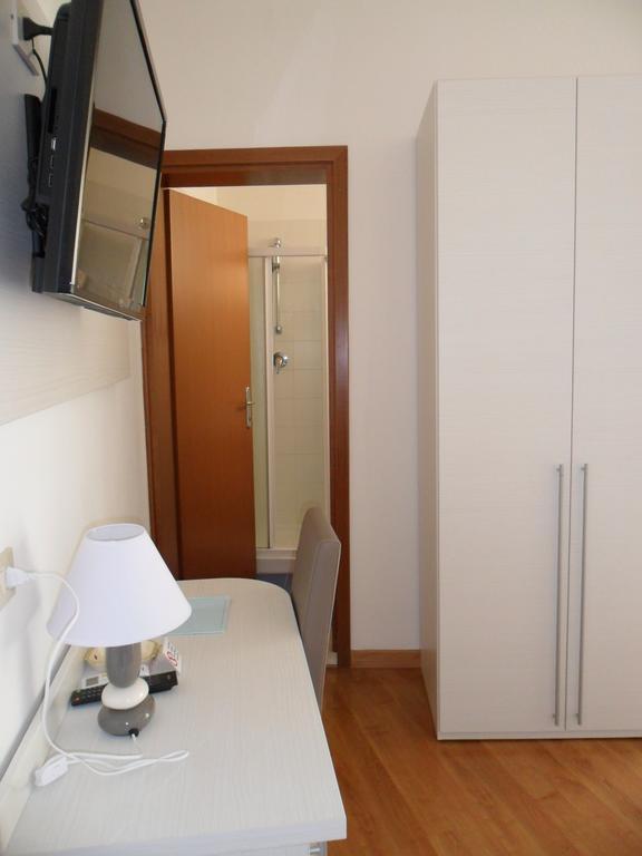 Hotel Telenia Lido di Jesolo Bagian luar foto