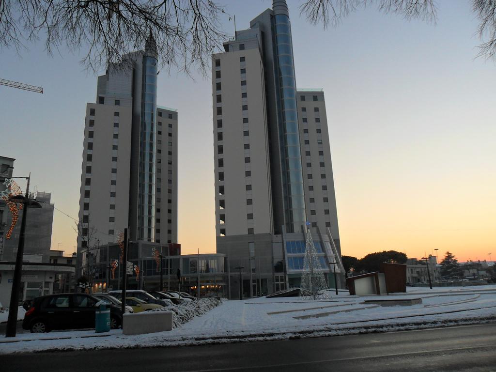Hotel Telenia Lido di Jesolo Bagian luar foto