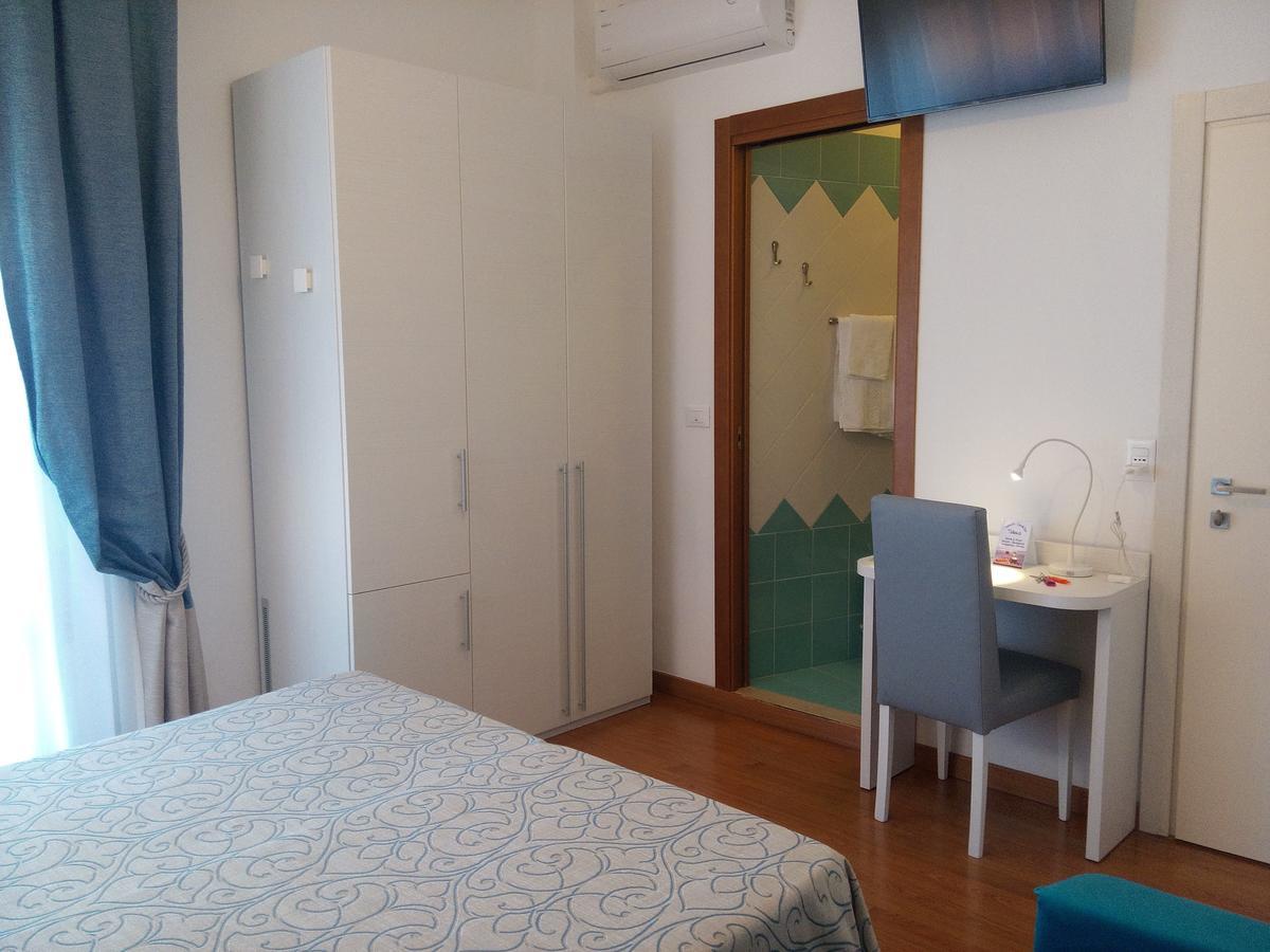Hotel Telenia Lido di Jesolo Bagian luar foto